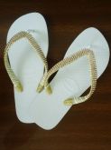 Sandália #09 Branca com Dourado